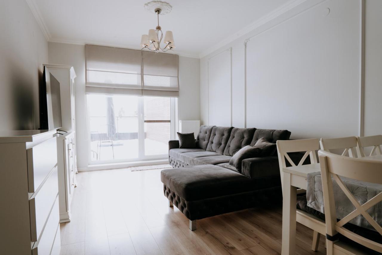 Apartament Symfonia Mozarta Warka Exteriör bild