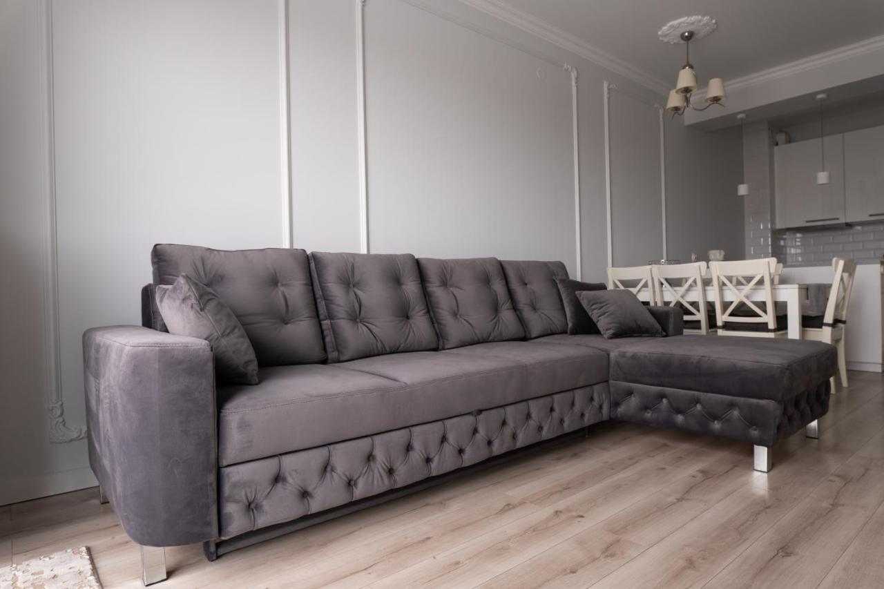 Apartament Symfonia Mozarta Warka Exteriör bild