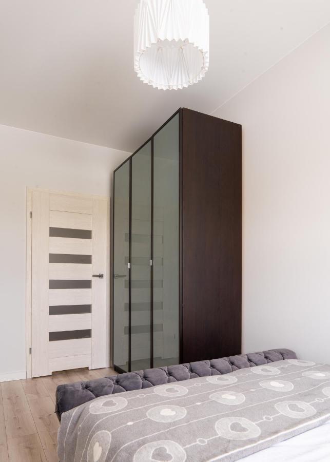 Apartament Symfonia Mozarta Warka Exteriör bild