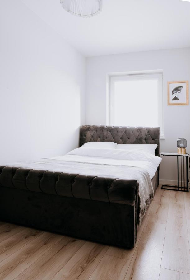 Apartament Symfonia Mozarta Warka Exteriör bild